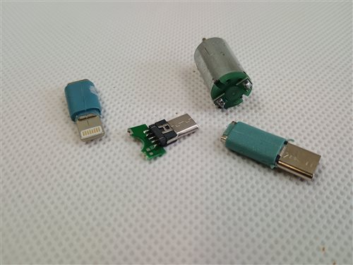 usb ventilátor s označením cn-usb03black, obr